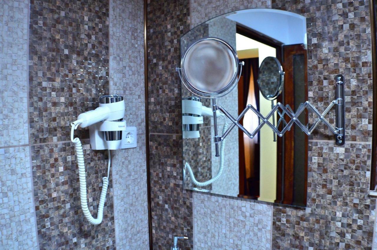 Hotel Casa Carter Sfântu Gheorghe Esterno foto